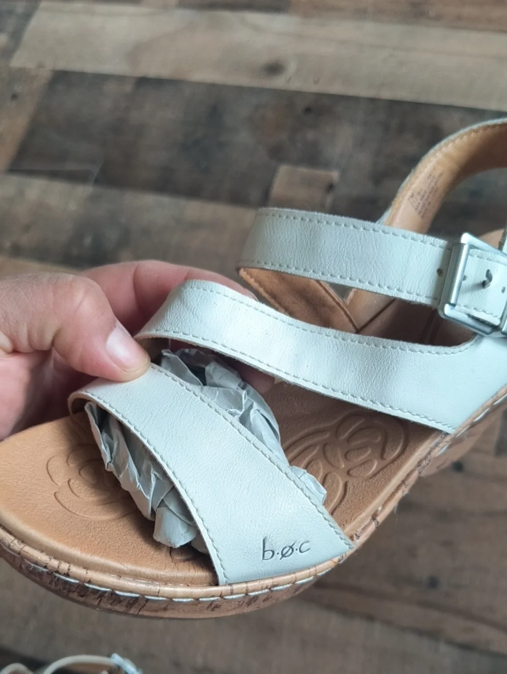 b.o.c. Cream White Faux Leather Cork Wedge Sandals Sz 7 Women